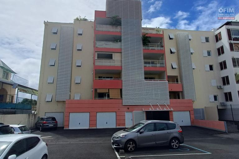 A vendre magnifique appartement T4 avec vue sur mer et 2 parkings au centre ville