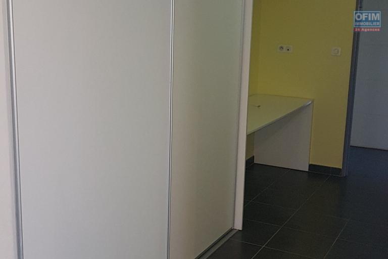 A louer très bel appartement T4 à Saint Leu