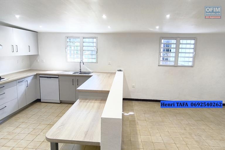 A louer VILLA F4 à Saint-Joseph (Henri TAFA 0692540262)