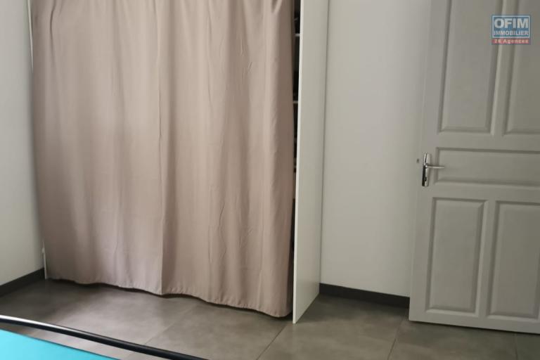 A louer villa F4 avec beau jardin et coin calme