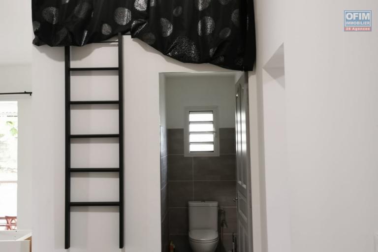 A louer villa F4 avec beau jardin et coin calme