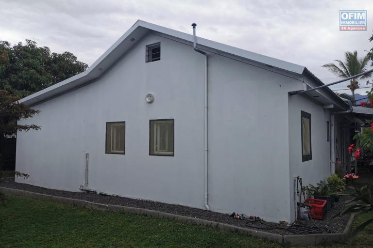 A louer villa F4 avec beau jardin et coin calme