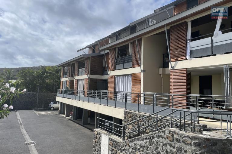  À Vendre – Appartement F3 Duplex à La Saline les Bains (97434)