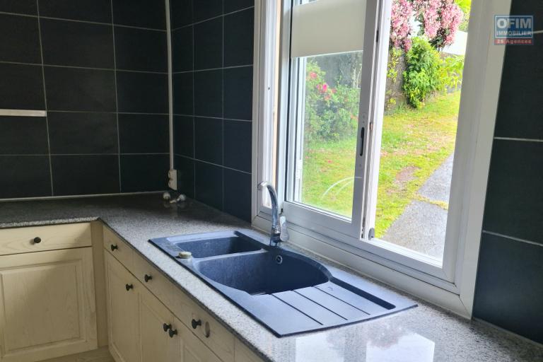 MAGNIFIQUE VILLA F5, BEAU JARDIN, À COMMUNE ANGO/ STE SUZANNE