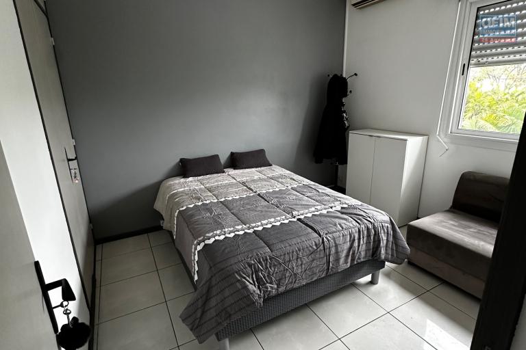 A louer à la Rivière des pluies Sainte-Marie bel appartement F3 meublé