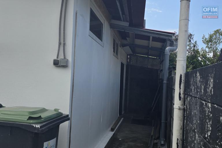 À vendre – Maison avec 2 logements indépendants – Bras-Panon - cour