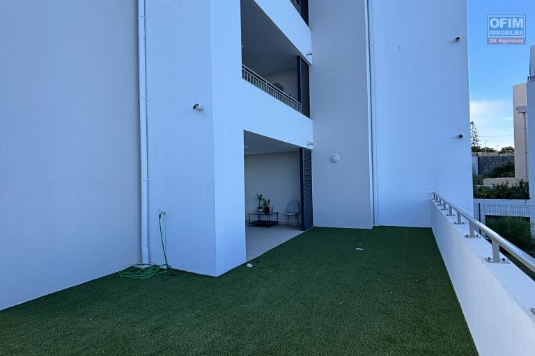 Piton Saint-Leu - Superbe T3 d'environ 64 m2 avec immense terrasse