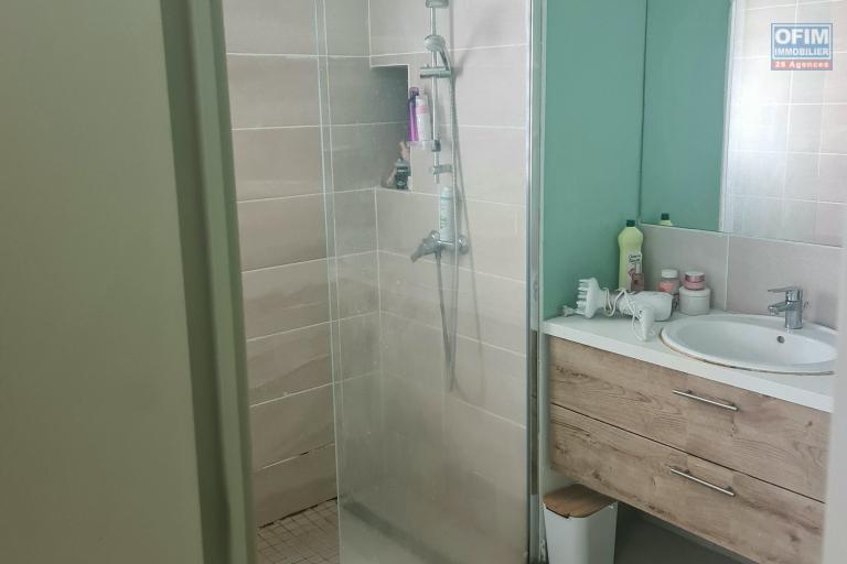 SUPERBE APPART 2 CHAMBRES, RÉSIDENCE KALOUPILÉ À Ste STE MARIE BEAUSÉJOUR