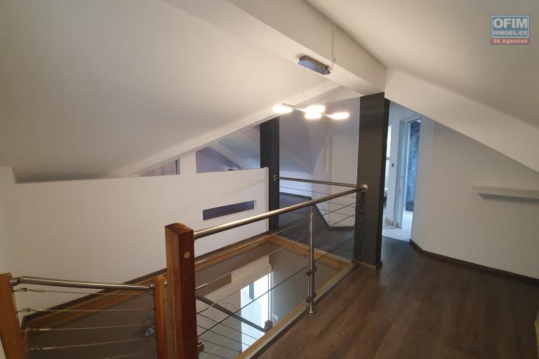 A louer une villa F6 Mont vert les hauts St Pierre