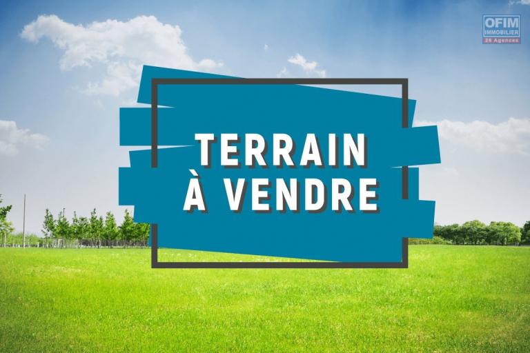 A Vendre parcelle de 641 m2 à La Plaine des Palmistes 100m2 constructible uniqu...