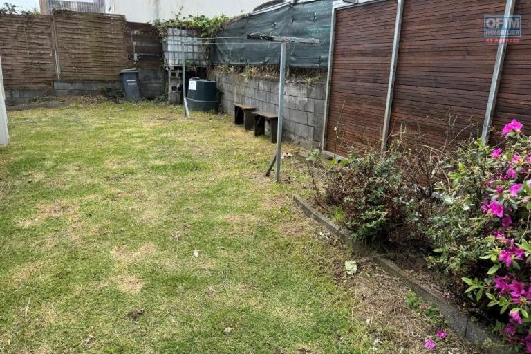 A louer jolie villa de type F4 d'environ 105 m² avec garage au Tampon 17éme