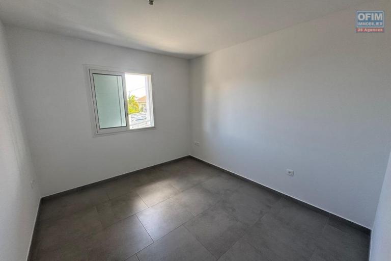 A louer jolie villa de type F4 d'environ 84 m² le Tampon  Bras Creux