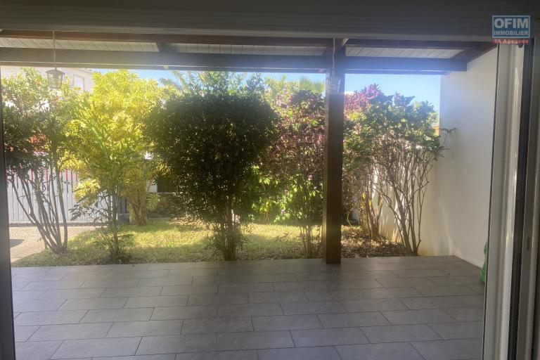 A vendre maison moderne  avec jardin opportunitée rare à Saint-Leu.