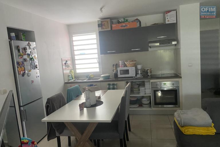 A vendre appartement T3 au centre ville de la Possession.