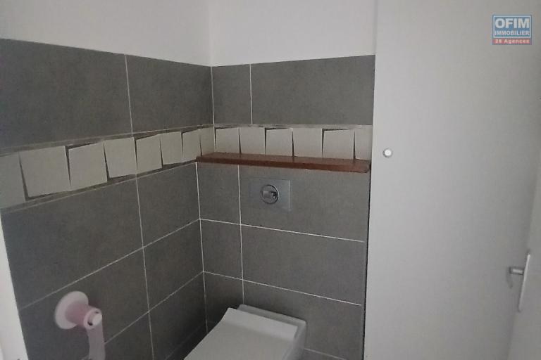A LOUER bel et spacieux appartement F4 de 98,73 m2 à la Saline Les Hauts!