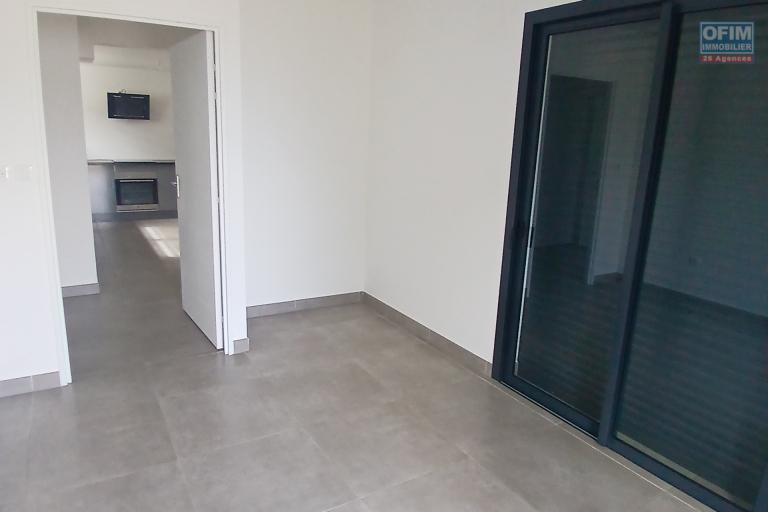 A LOUER bel appartement de type  F3 avec jardin sur la Saline Les Hauts!