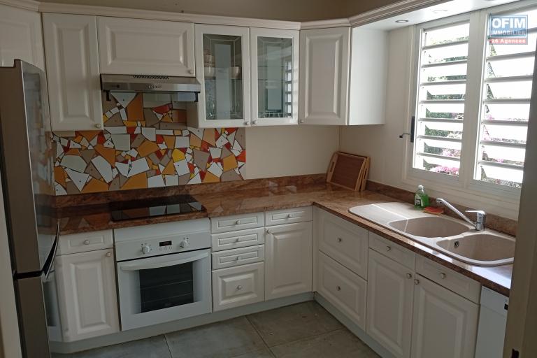 A LOUER APPARTEMENT T3 MEUBLE PROCHE MER A L ERMITAGE LES BAINS