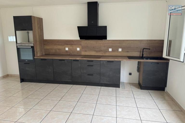 A louer charmante villa de type F3 entièrement rénovée
