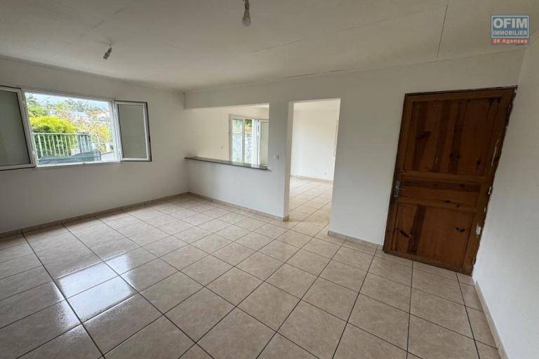 A louer charmante villa de type F3 entièrement rénovée