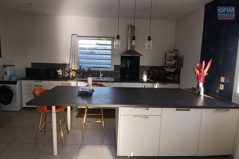 A LOUER charmante maison de type F4 sur la Saline Les Hauts