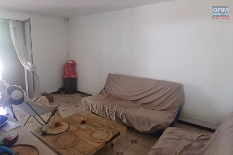 A LOUER Maison de type F4 sur l'Eperon à SAINT-GILLES LES HAUTS à 1120,05 euros !
