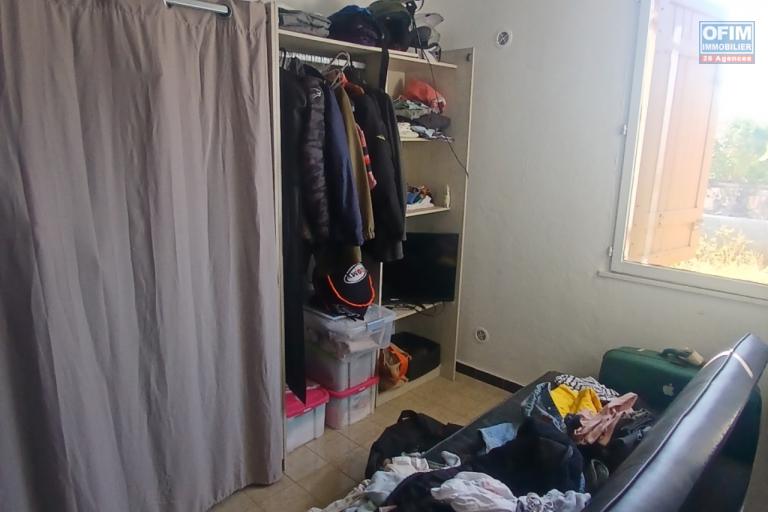 A LOUER Maison de type F4 sur l'Eperon à SAINT-GILLES LES HAUTS à 1120,05 euros !