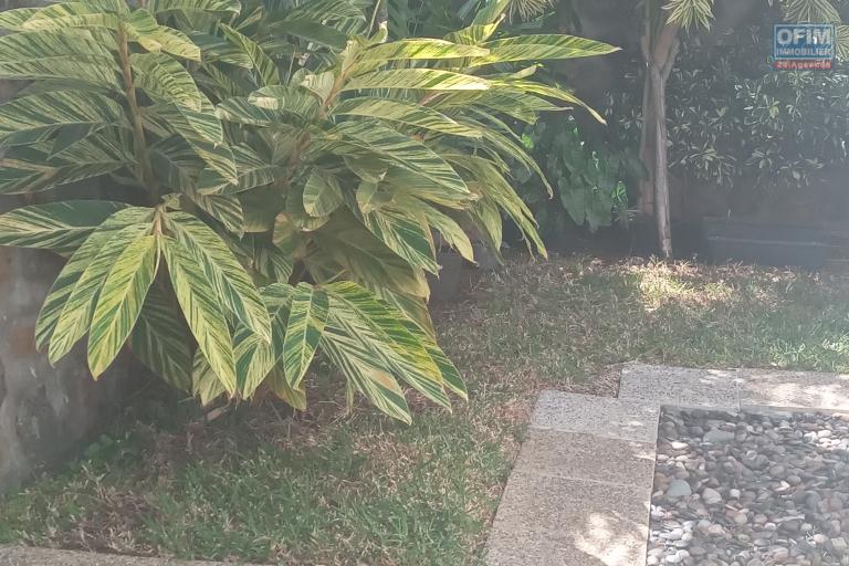 A VENDRE VILLA 3 CHAMBRES A SAINT- LEU