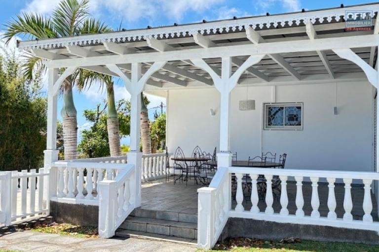 A louer villa T5/6 de plein pieds avec jardin et piscine à La Montagne