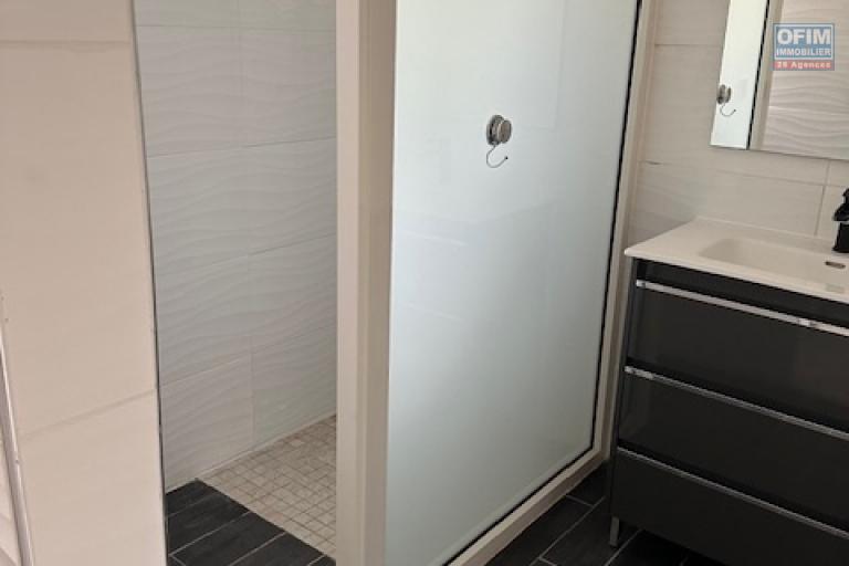 Venez découvrir cette belle Villa Duplex F5 au Tampon dans le quartier calme de la Pointe