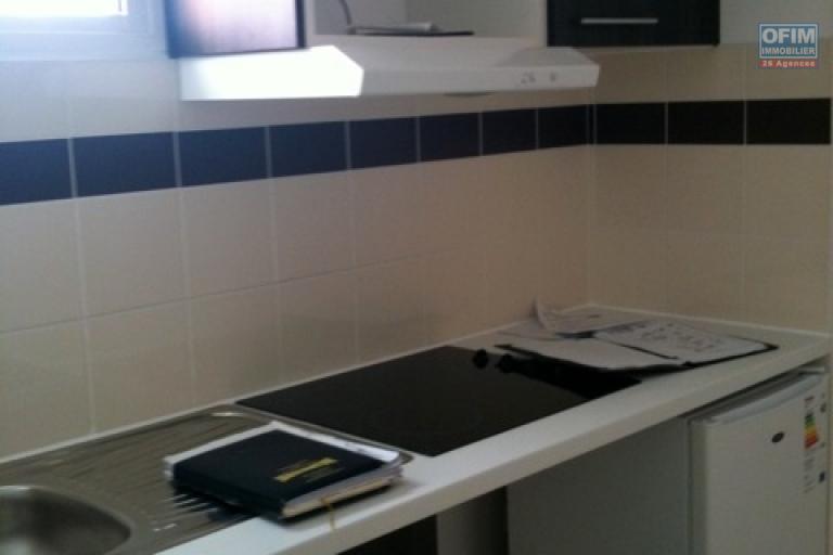 A vendre bel appartement de type F2 de 44,97m2 habitable sur la résidence LE FLORENTIN à Sainte Clotilde.
