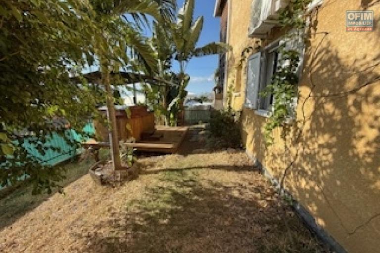 À vendre Appartement F3/F4 en rez-de- jardin avec vue mer