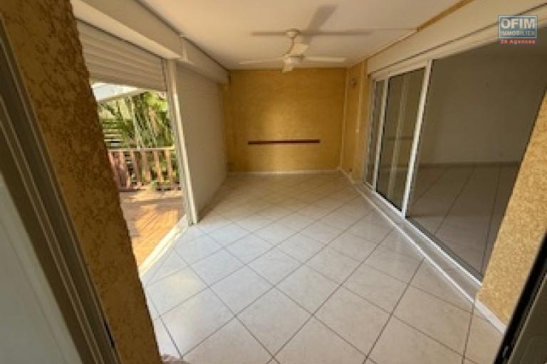 À vendre Appartement F3/F4 en rez-de- jardin avec vue mer