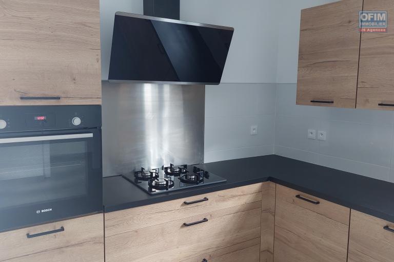 A louer à Saint Leu villa F4 neuve