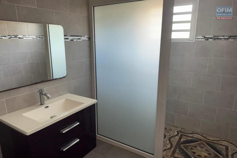 A louer magnifique villa F4 le Tampon Bras Creux