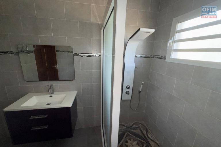 A louer magnifique villa F4 le Tampon Bras Creux
