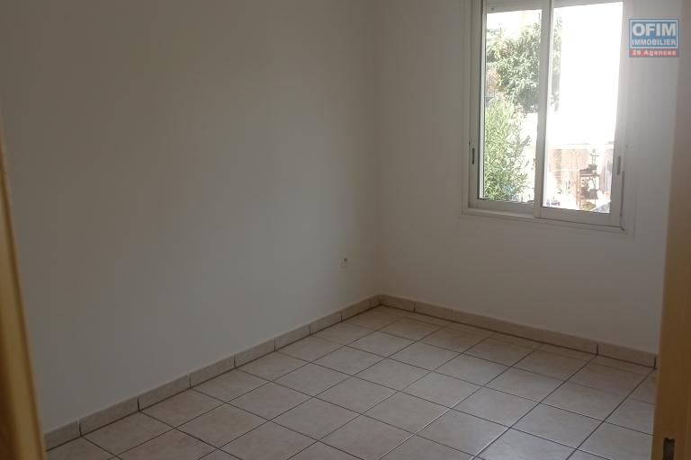 A LOUER APPARTEMENT T2 DE 51 M2 DE SURFACE AVEC VUE MER A LA SALINE LES BAINS