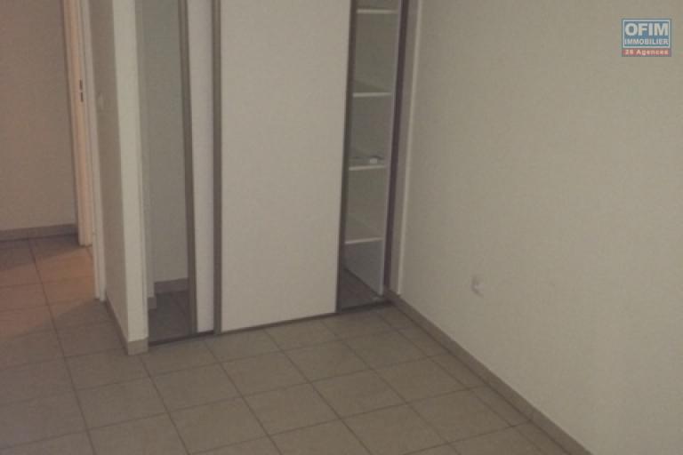 A vendre T3 residence Piton Tresor, chemin Bailly, centre de La Montagne
