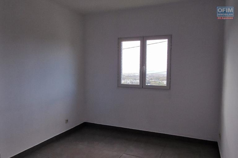 A louer Maison F4/F5 à étage - Sainte Marie