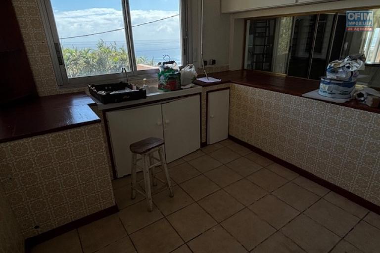 A louer maison de type T5 à la Montagne chemin de la Vigie