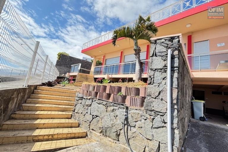 A louer maison de type T5 à la Montagne chemin de la Vigie