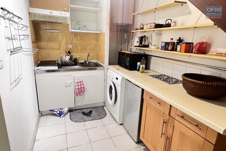  A LOUER STUDIO Meublé dans la Résidence Esplanade de bellepierre