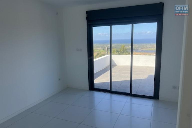 A Louer Villa  de type F4 garage avec une belle vue.