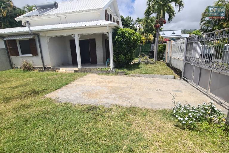 VILLA F4/5, DE 118 M2, BEAU JARDIN, QUARTIER RÉSIDENTIEL À BRAS DES CHEVRETTES