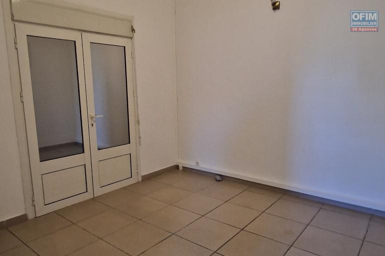 Maison F6 dans un quartier calme