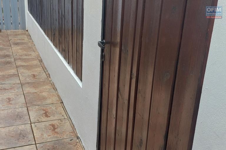 A louer appartement T3 meublé à St Leu La Fontaine