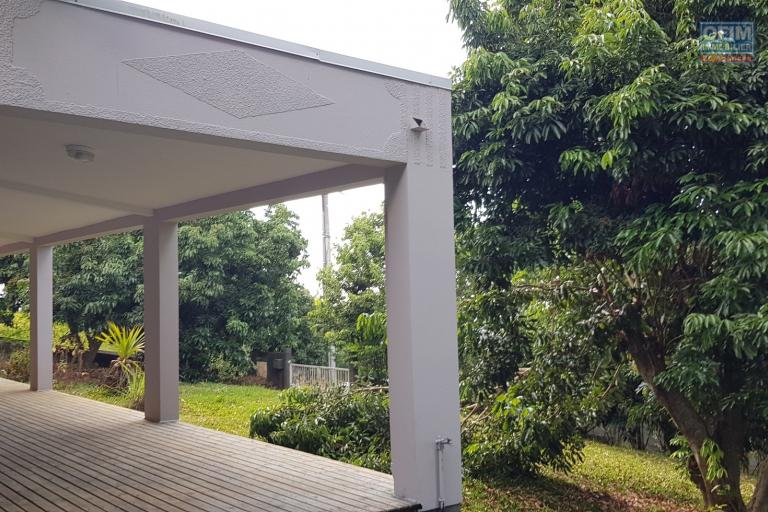 À louer – Spacieuse villa F5 avec garage, en fond d’impasse très calme à Saint-Louis (Belle Vue)