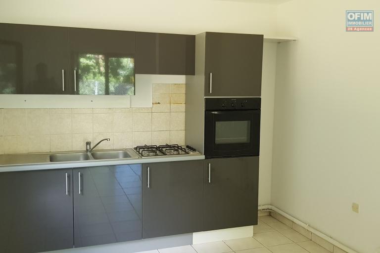 À louer – Spacieuse villa F5 avec garage, en fond d’impasse très calme à Saint-Louis (Belle Vue)