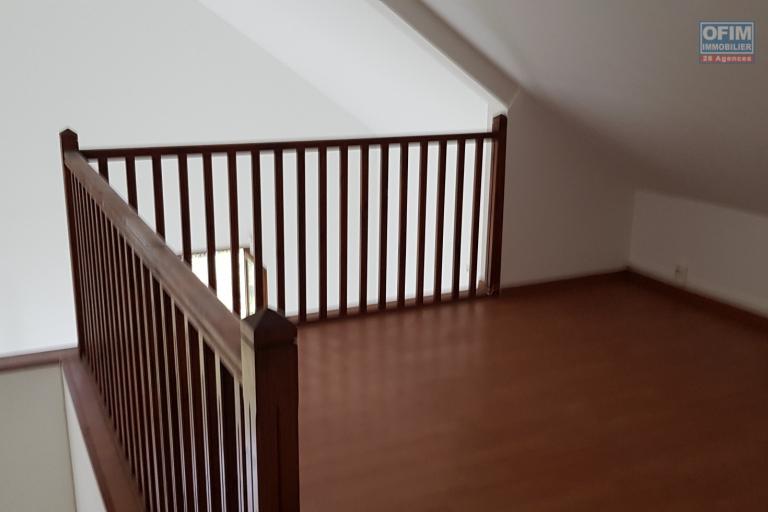 À louer – Spacieuse villa F5 avec garage, en fond d’impasse très calme à Saint-Louis (Belle Vue)