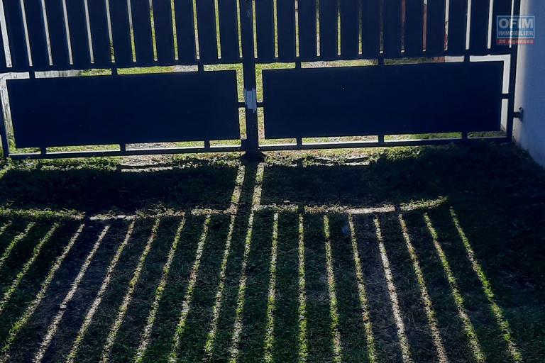A louer maison de type F4 avec 3 chambres, sur saint-André, avec jardin, prés de champ borne, quartier calme
