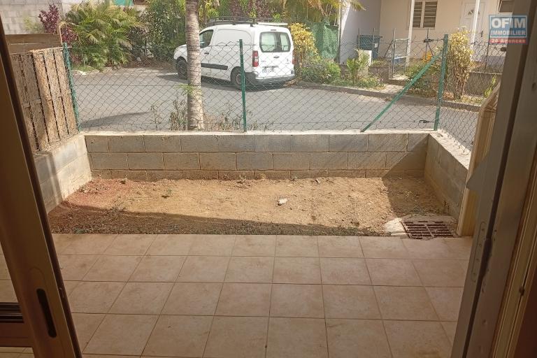 A LOUER STUDIO EN REZ DE JARDIN DE 36 M2 DE SURFACE A LA SALINE LES BAINS